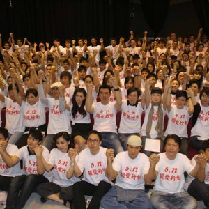 老熟妇露黑蝴蝶x8
